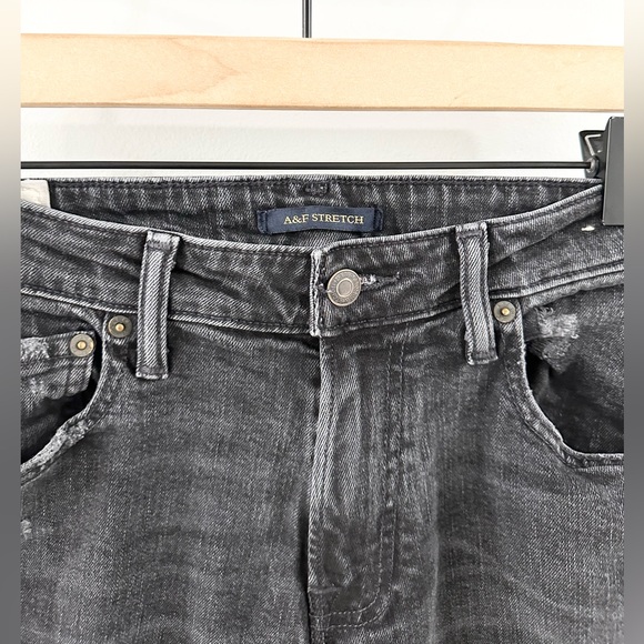 Abercrombie & Fitch Athletic Skinny Distressed Jeans Washed Black Size 31 X 32 - Picture 5 of 6